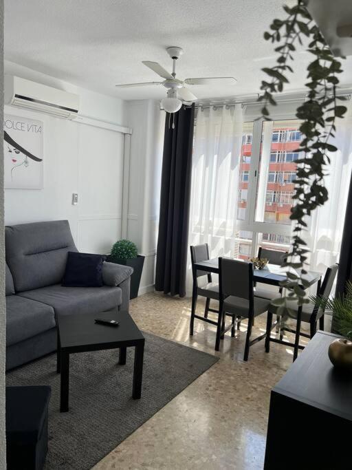 Apartments In Center Торремолинос Экстерьер фото