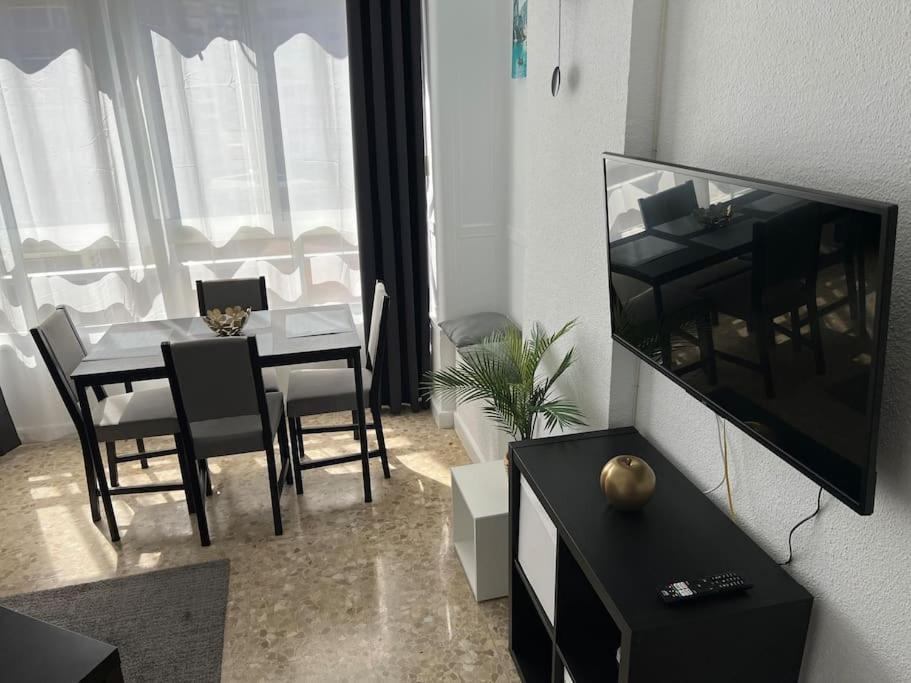 Apartments In Center Торремолинос Экстерьер фото