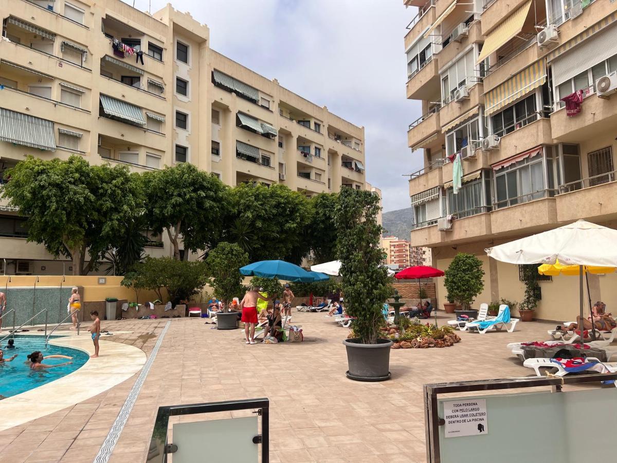 Apartments In Center Торремолинос Экстерьер фото