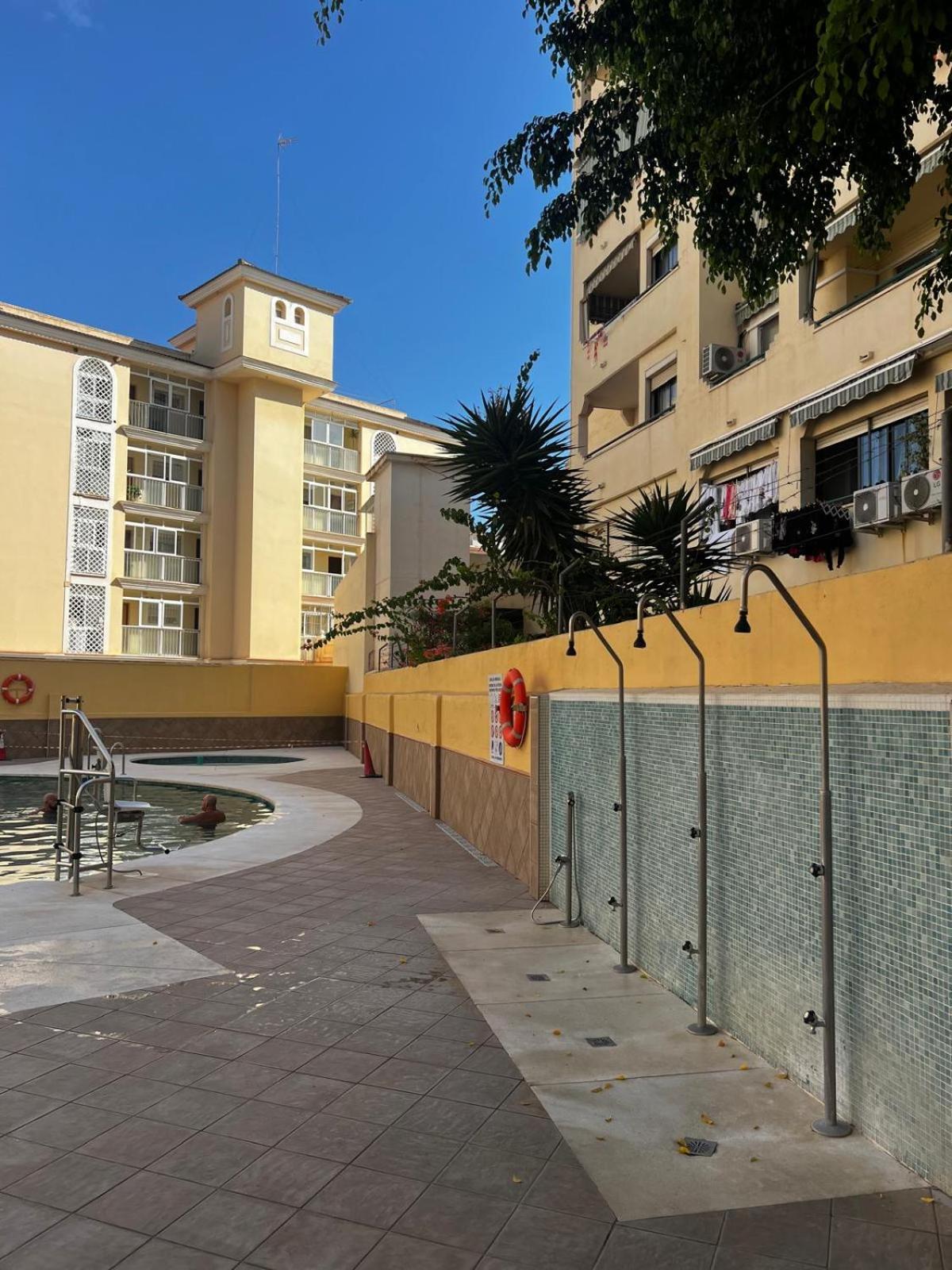 Apartments In Center Торремолинос Экстерьер фото